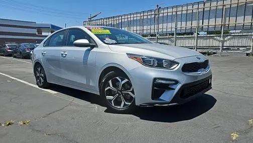 2020 Kia Forte LXS FWD photo