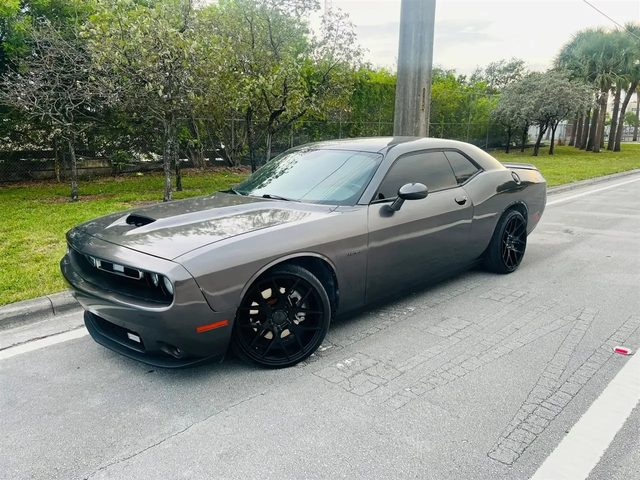 2019 Dodge Challenger R/T RWD photo