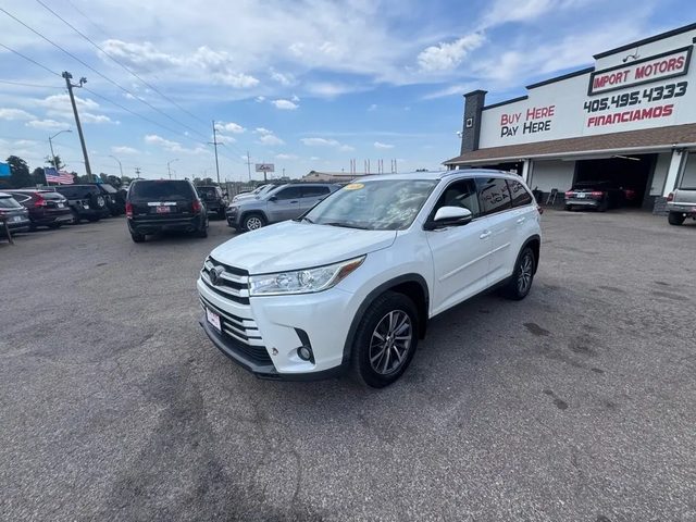 2019 Toyota Highlander XLE FWD photo