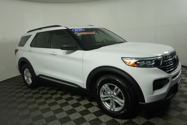 2020 Ford Explorer XLT 4WD photo
