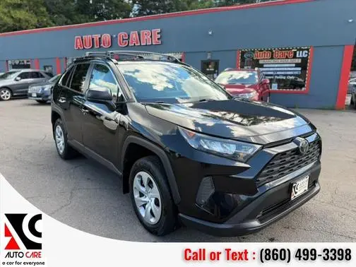 2019 Toyota RAV4 LE AWD photo