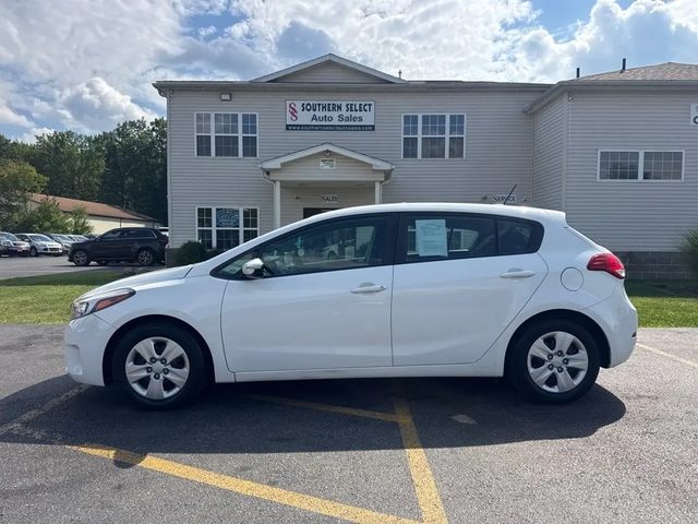 2017 Kia Forte LX FWD photo