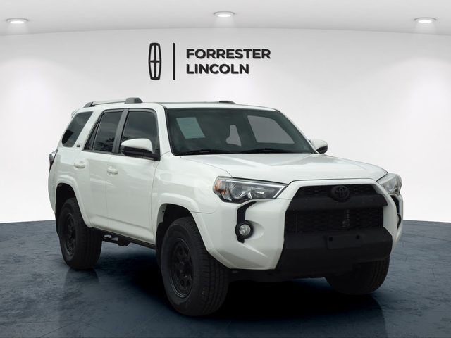 2019 Toyota 4Runner SR5 4WD photo