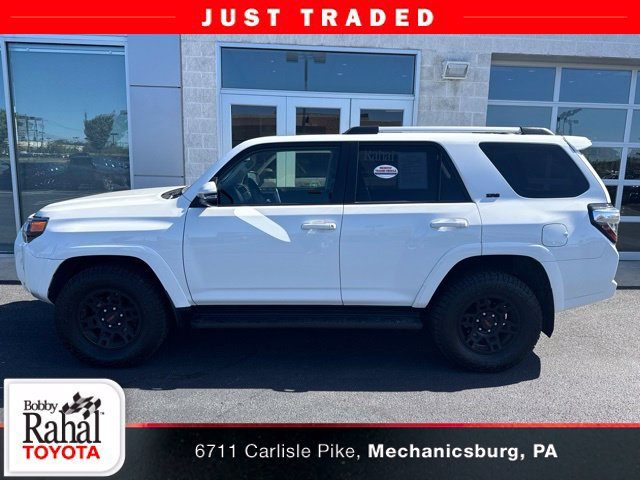 2020 Toyota 4Runner SR5 Premium 4WD photo