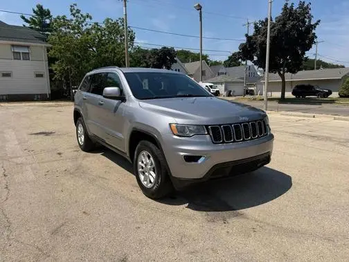 2020 Jeep Grand Cherokee Laredo E 4WD photo