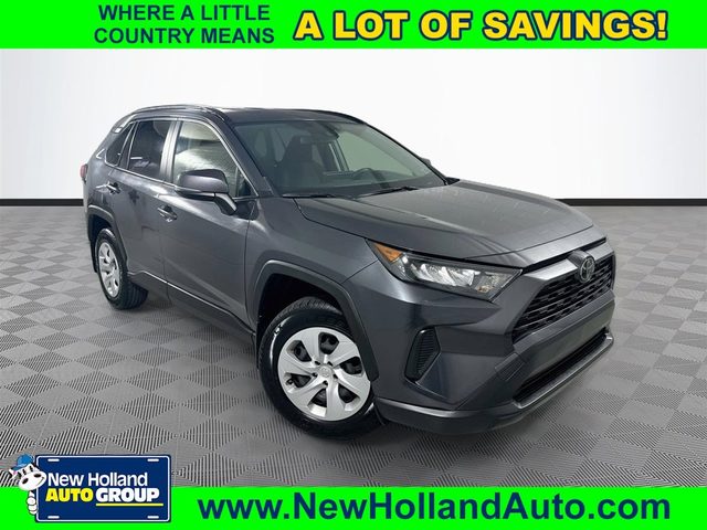 2019 Toyota RAV4 LE AWD photo