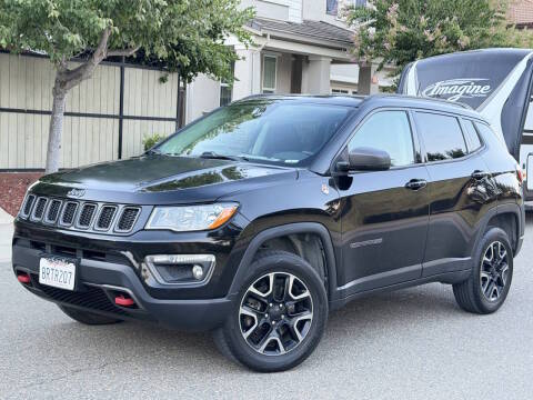 2019 Jeep Compass Trailhawk 4WD photo