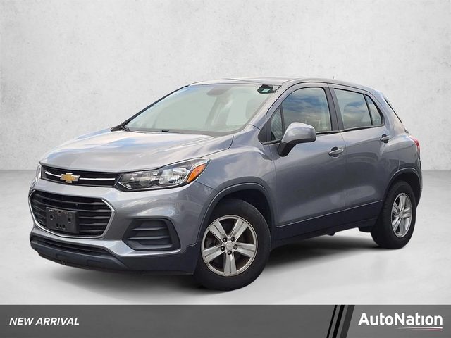 2020 Chevrolet Trax LS FWD photo