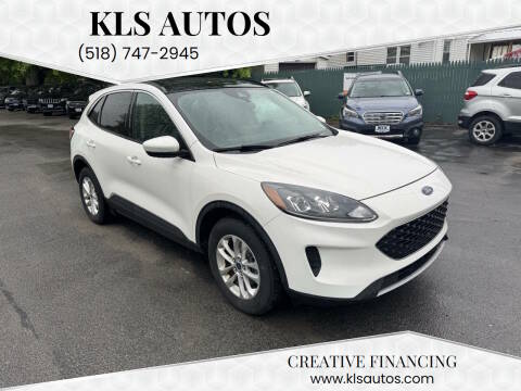 2020 Ford Escape SE AWD photo