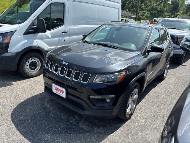 2020 Jeep Compass Latitude 4WD photo