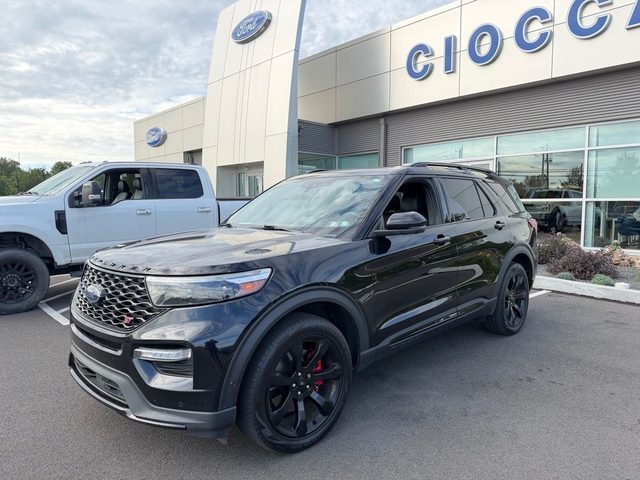 2020 Ford Explorer ST 4WD photo