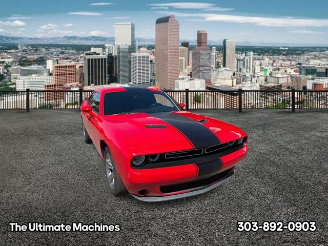 2019 Dodge Challenger SXT RWD photo