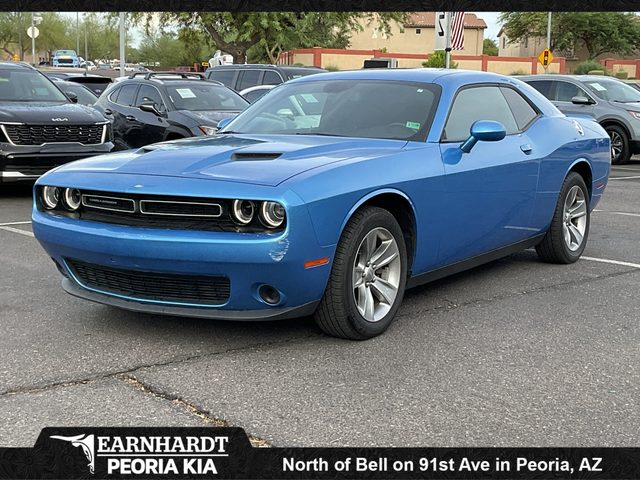 2019 Dodge Challenger SXT RWD photo