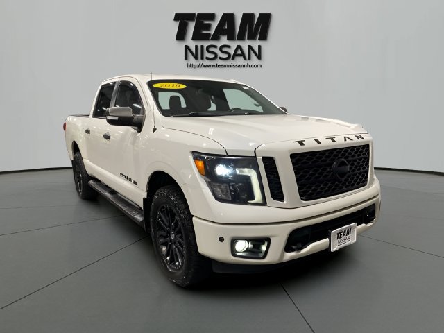 2019 Nissan Titan Platinum Reserve 4WD photo