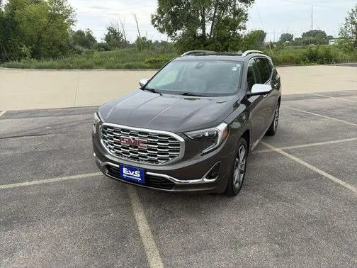 2020 GMC Terrain Denali AWD photo