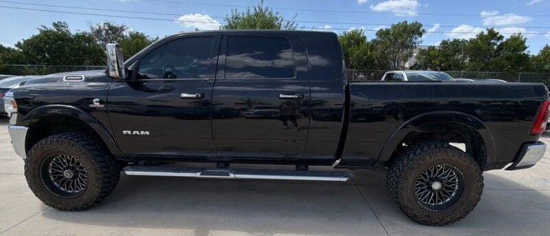 2019 Ram 2500 Laramie 4WD photo