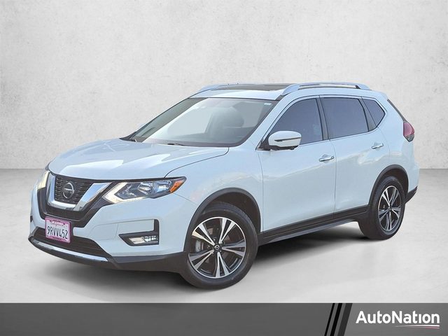 2020 Nissan Rogue SV FWD photo