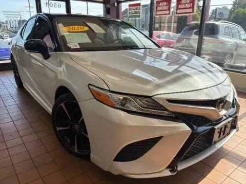 2020 Toyota Camry XSE FWD photo
