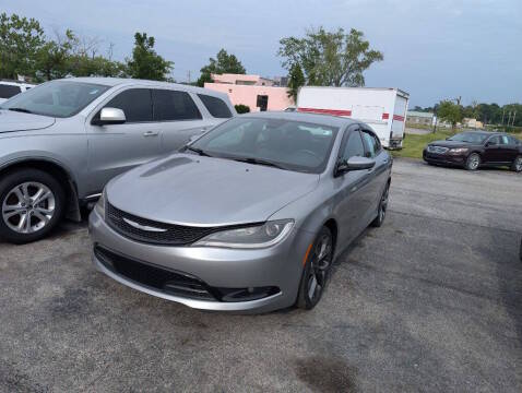 2015 Chrysler 200 S FWD photo