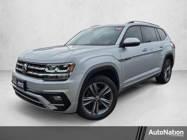 2019 Volkswagen Atlas 3.6L V6 SEL R-Line AWD photo