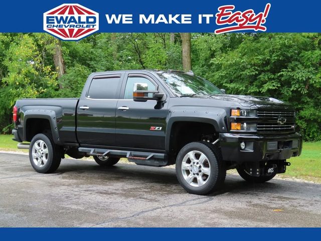 2019 Chevrolet Silverado 2500HD LTZ 4WD photo
