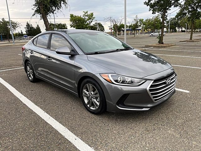 2018 Hyundai Elantra SEL FWD photo