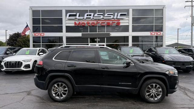 2020 Jeep Cherokee Latitude Plus 4WD photo