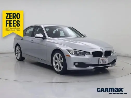 2015 BMW 3 Series 320i RWD photo