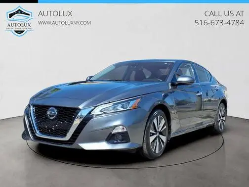 2020 Nissan Altima 2.5 SV AWD photo