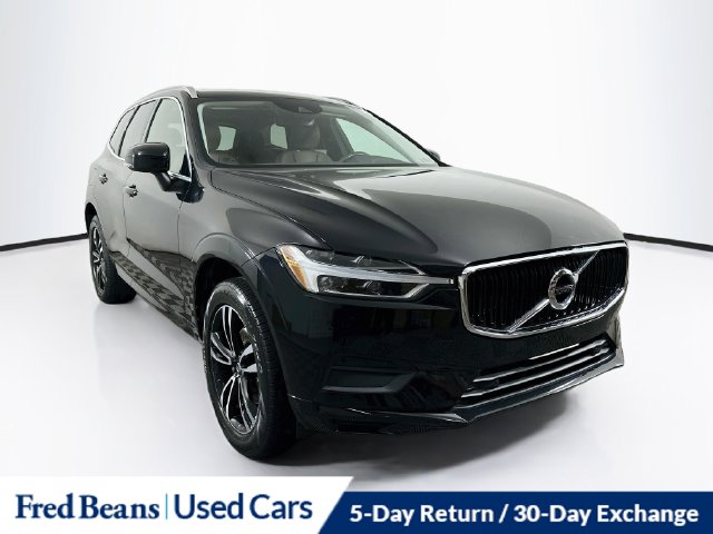 2020 Volvo XC60 Momentum AWD photo