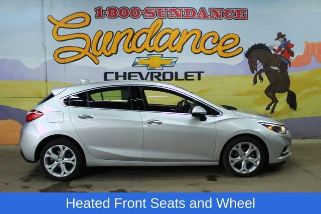 2018 Chevrolet Cruze Premier FWD photo