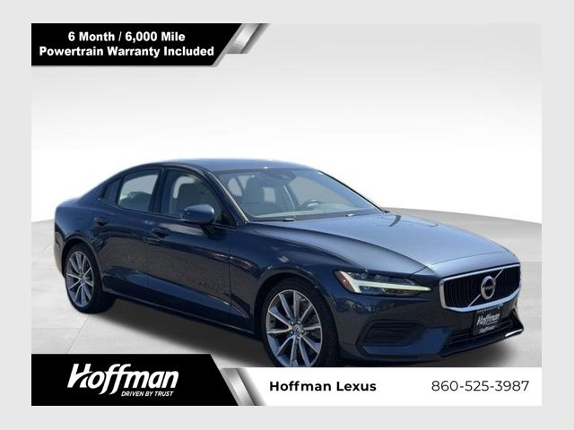 2020 Volvo S60 Momentum AWD photo
