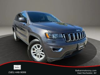 2020 Jeep Grand Cherokee Laredo E 4WD photo