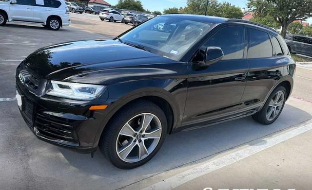2020 Audi Q5 Premium Plus AWD photo