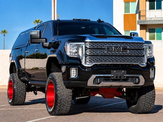 2020 GMC Sierra 2500HD Denali 4WD photo