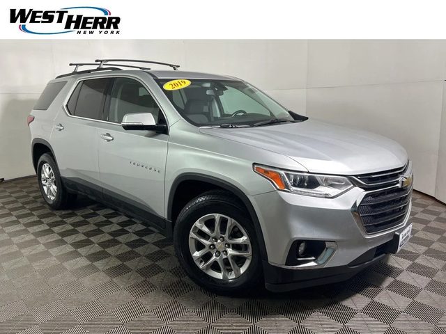 2019 Chevrolet Traverse LT Cloth AWD photo
