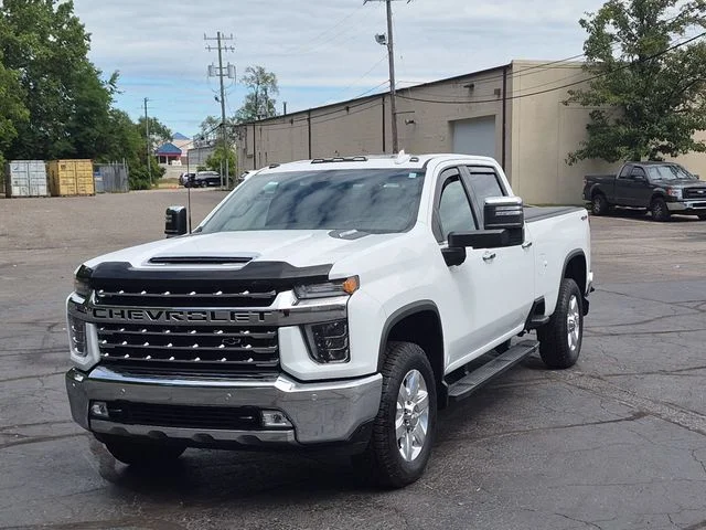 2020 Chevrolet Silverado 3500HD LTZ 4WD photo