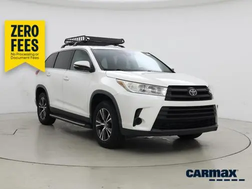 2019 Toyota Highlander LE FWD photo