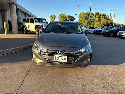 2019 Hyundai Elantra SEL FWD photo