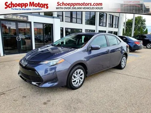 2019 Toyota Corolla LE FWD photo