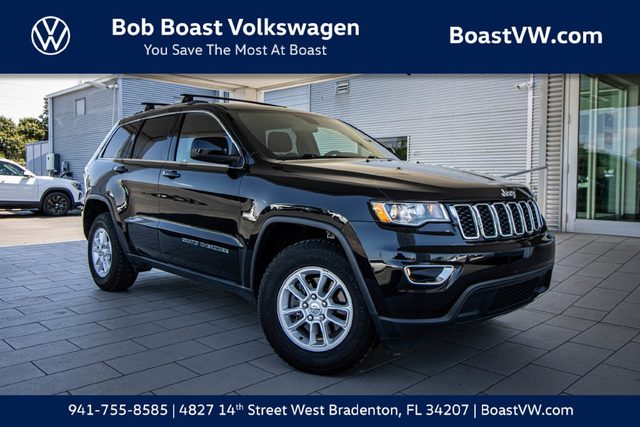 2020 Jeep Grand Cherokee Laredo E 4WD photo