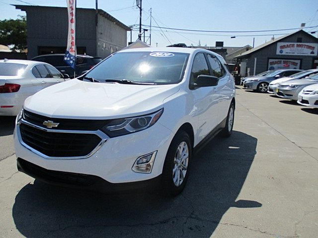 2020 Chevrolet Equinox LS FWD photo