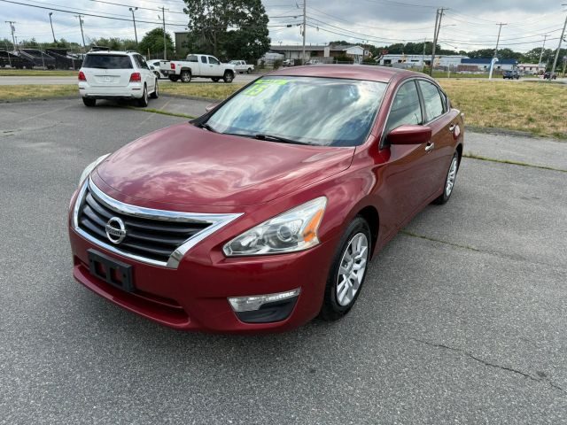 2015 Nissan Altima 2.5 FWD photo