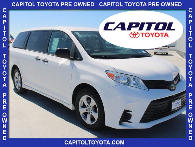 2020 Toyota Sienna L FWD photo