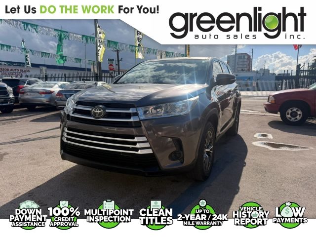 2019 Toyota Highlander LE FWD photo