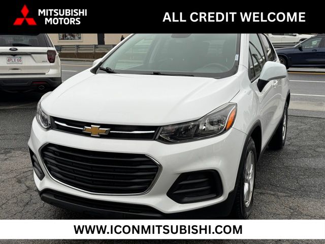 2020 Chevrolet Trax LS FWD photo