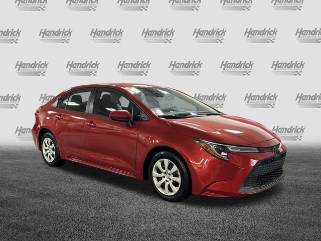 2020 Toyota Corolla LE FWD photo