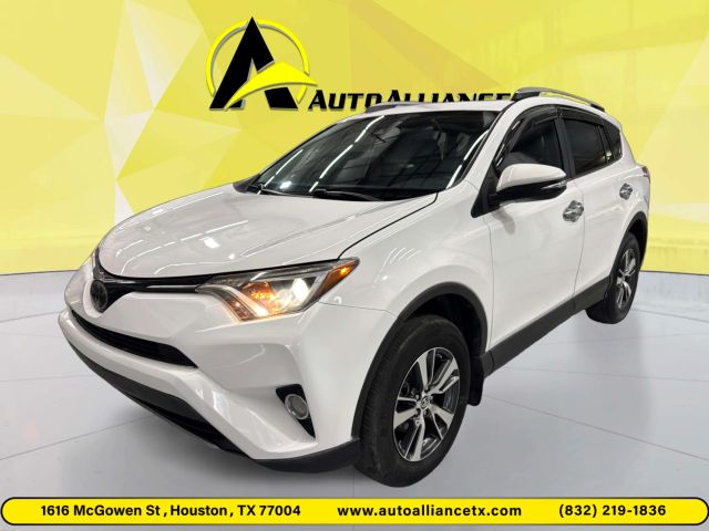 2018 Toyota RAV4 XLE FWD photo