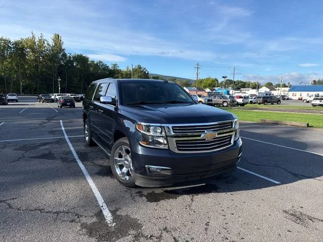 2020 Chevrolet Suburban Premier 4WD photo