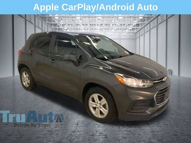 2020 Chevrolet Trax LS FWD photo